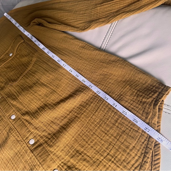 Outerknown Mens Button Down Shirt Sz L Mustard Brown Crinkle Gauze Casual Soft - Picture 7 of 9